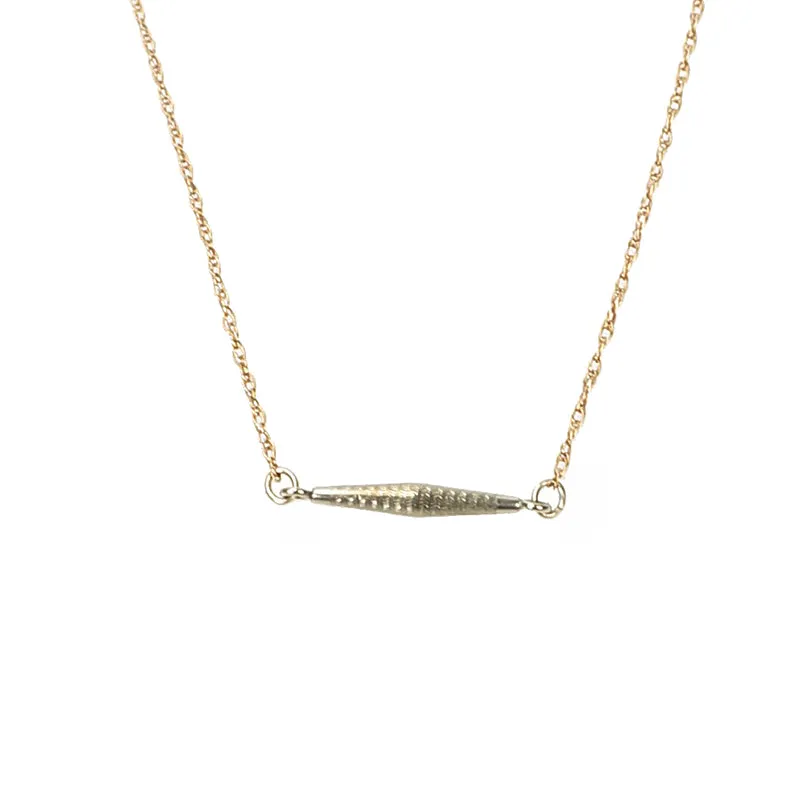 Tiny Turned Link Necklace by brunet