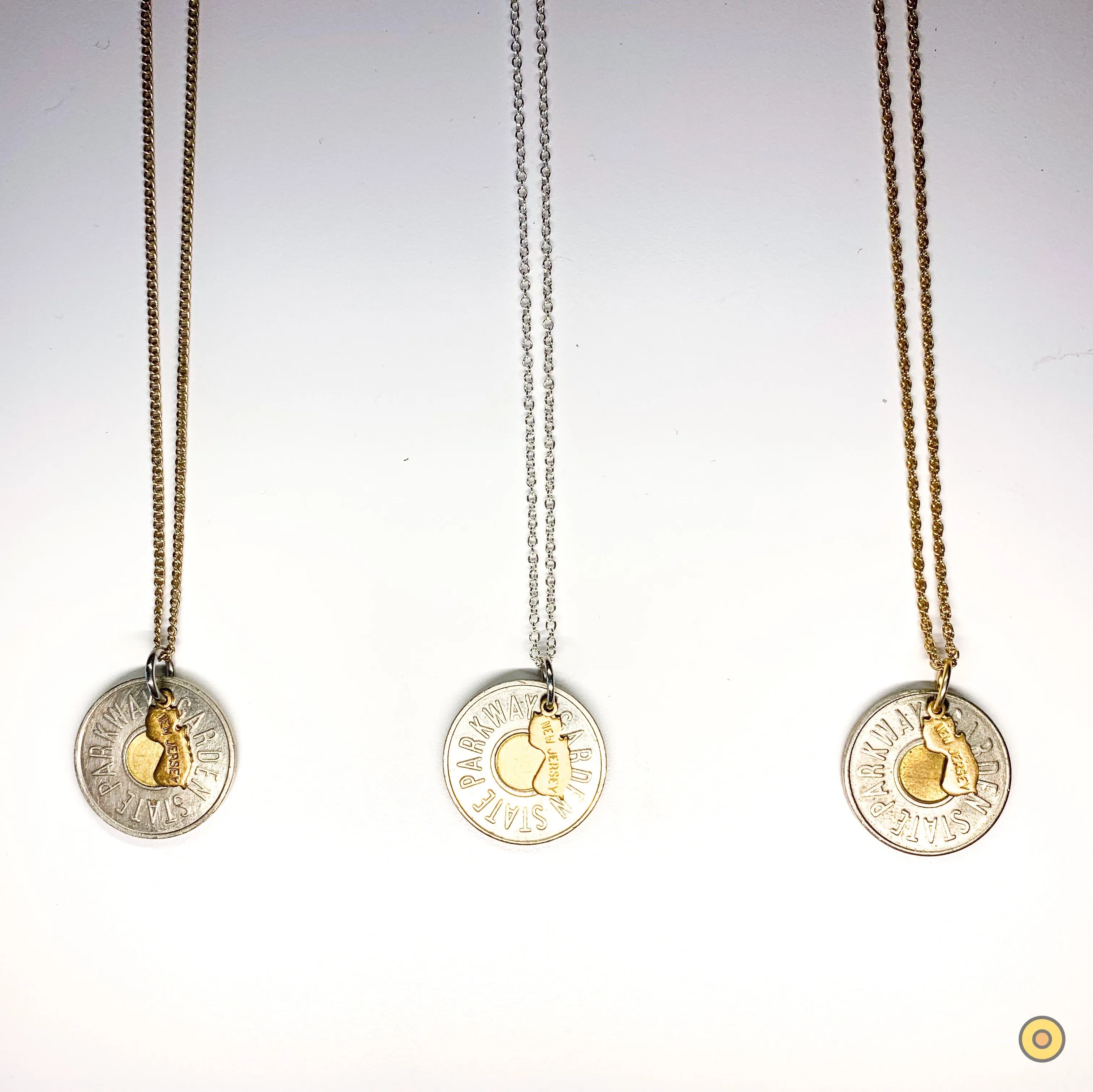 Token w/ NJ State Charm Rare Chain Necklace