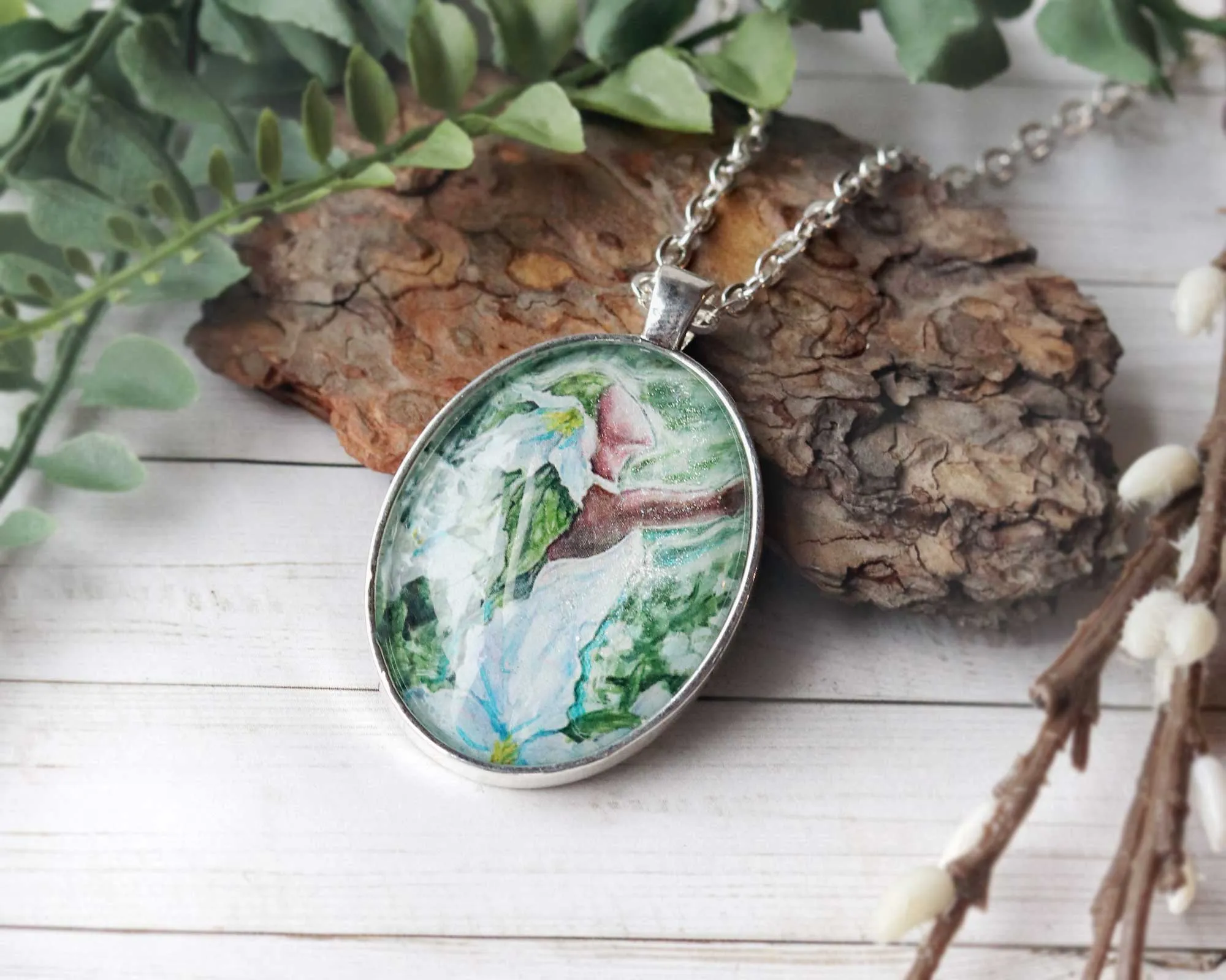 Trillium Goddess Necklace