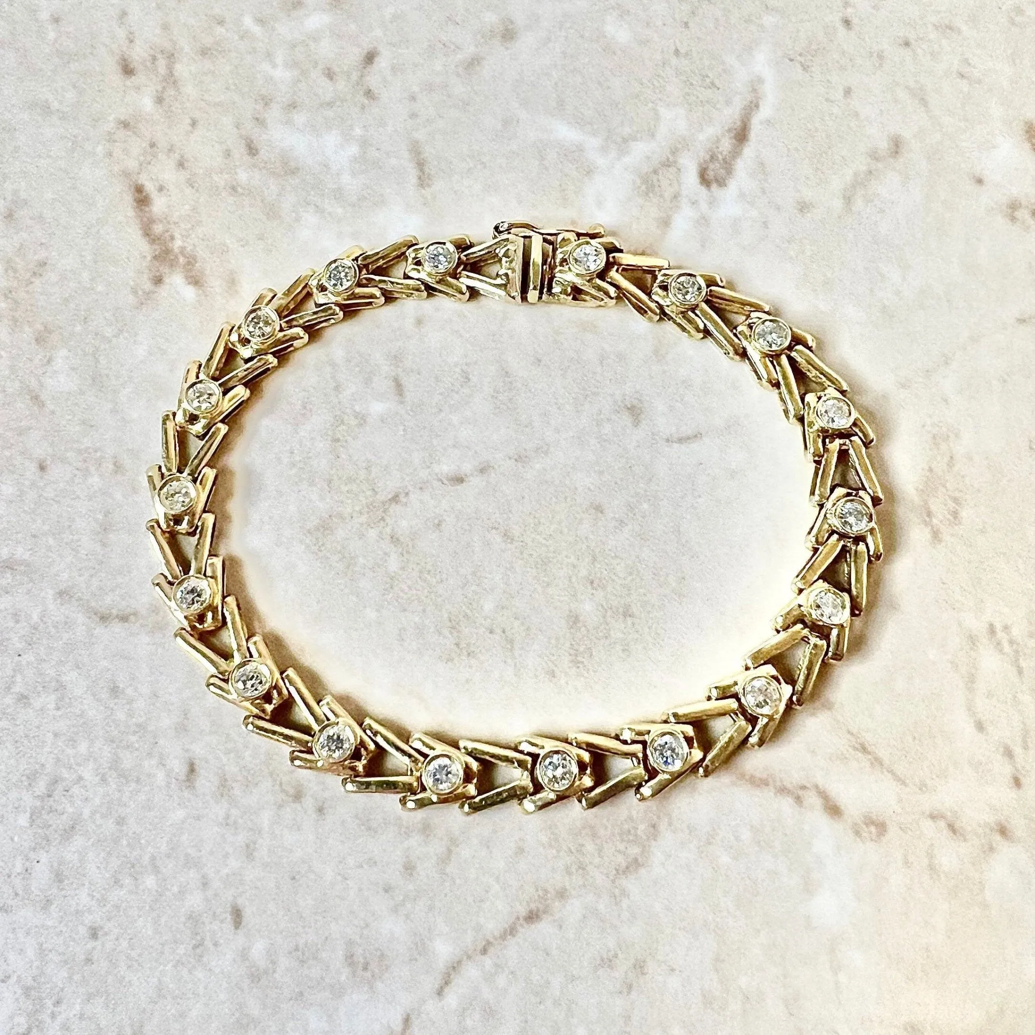 Vintage 14 Karat Yellow Gold Bezel-Set 1 Carat Diamond Tennis Bracelet