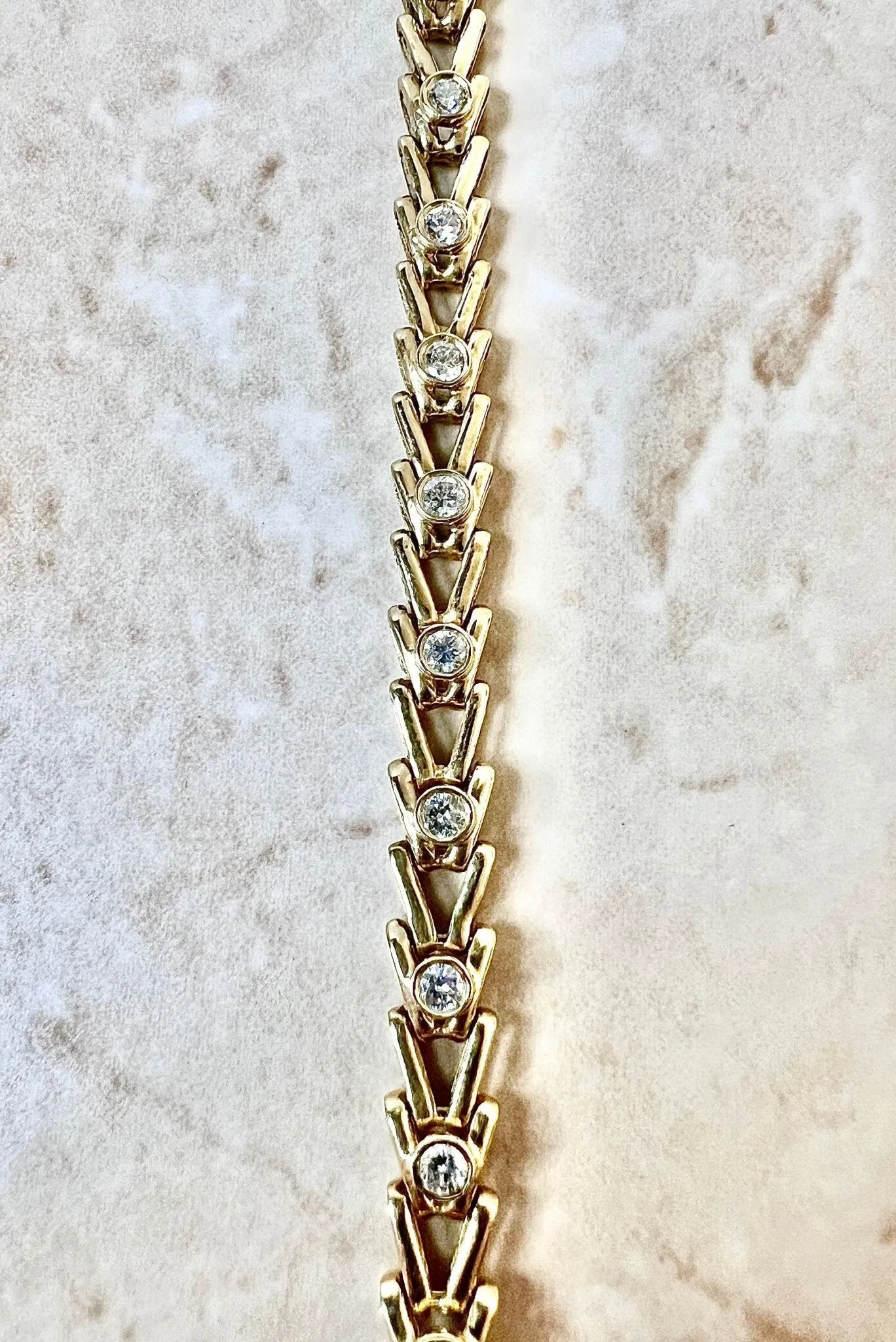 Vintage 14 Karat Yellow Gold Bezel-Set 1 Carat Diamond Tennis Bracelet