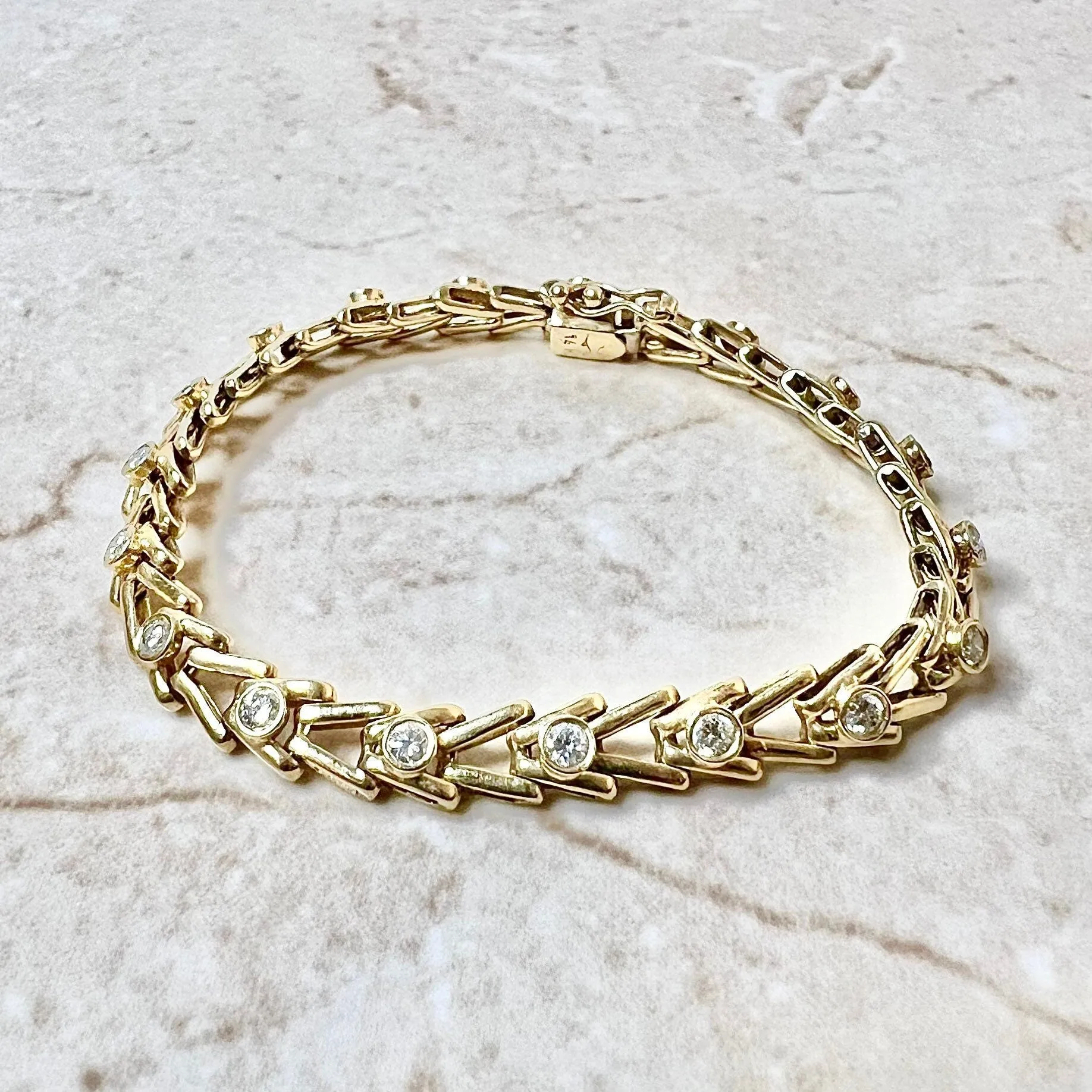 Vintage 14 Karat Yellow Gold Bezel-Set 1 Carat Diamond Tennis Bracelet