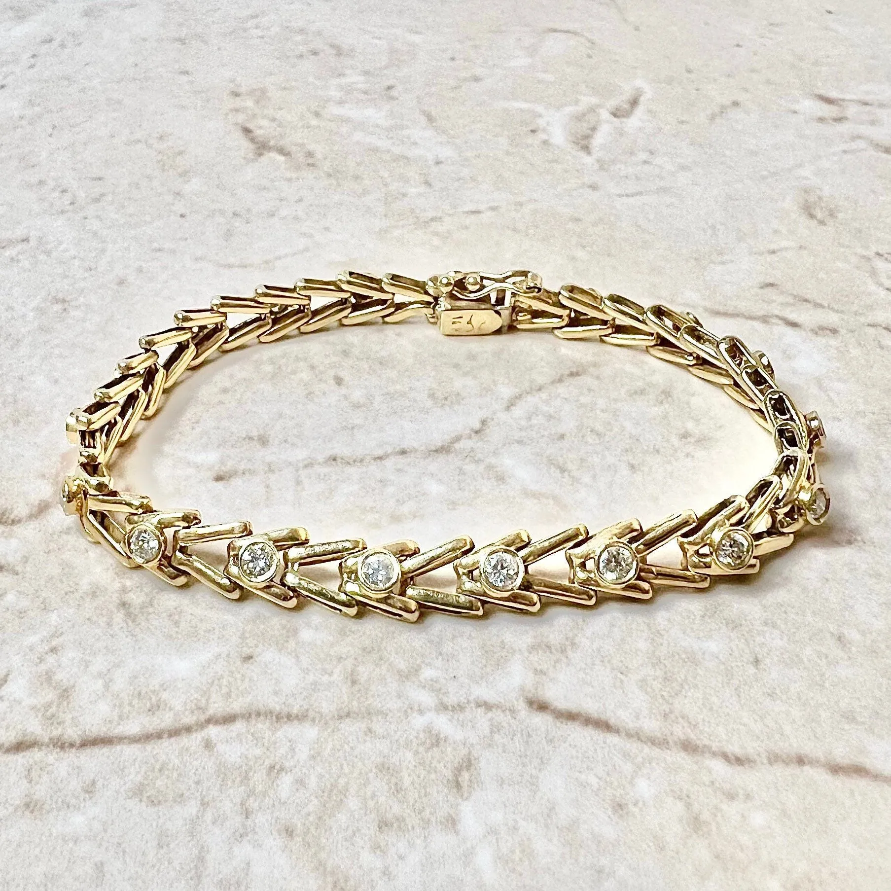 Vintage 14 Karat Yellow Gold Bezel-Set 1 Carat Diamond Tennis Bracelet