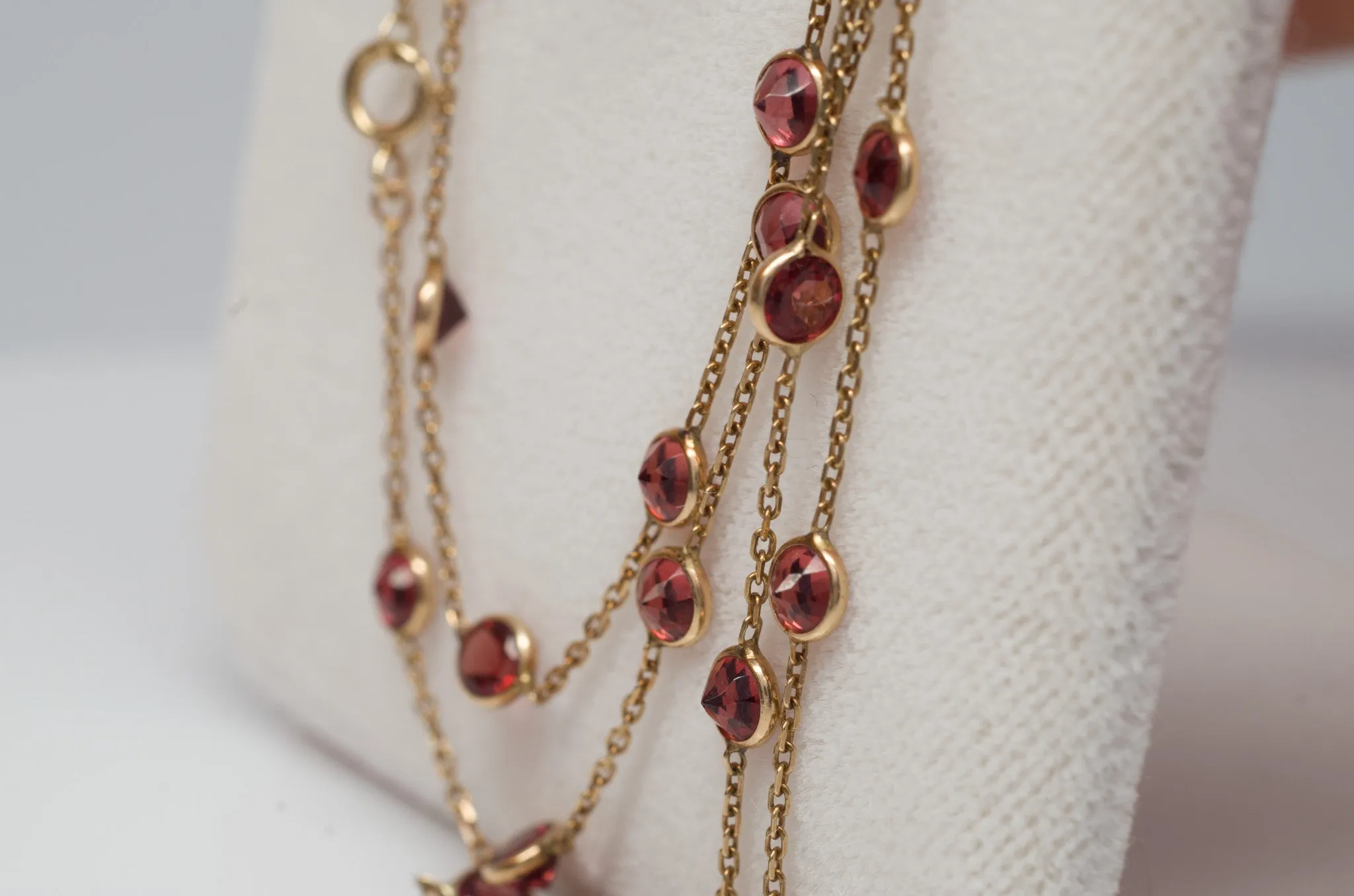 VINTAGE BY THE YARD GOLD NECKLACE