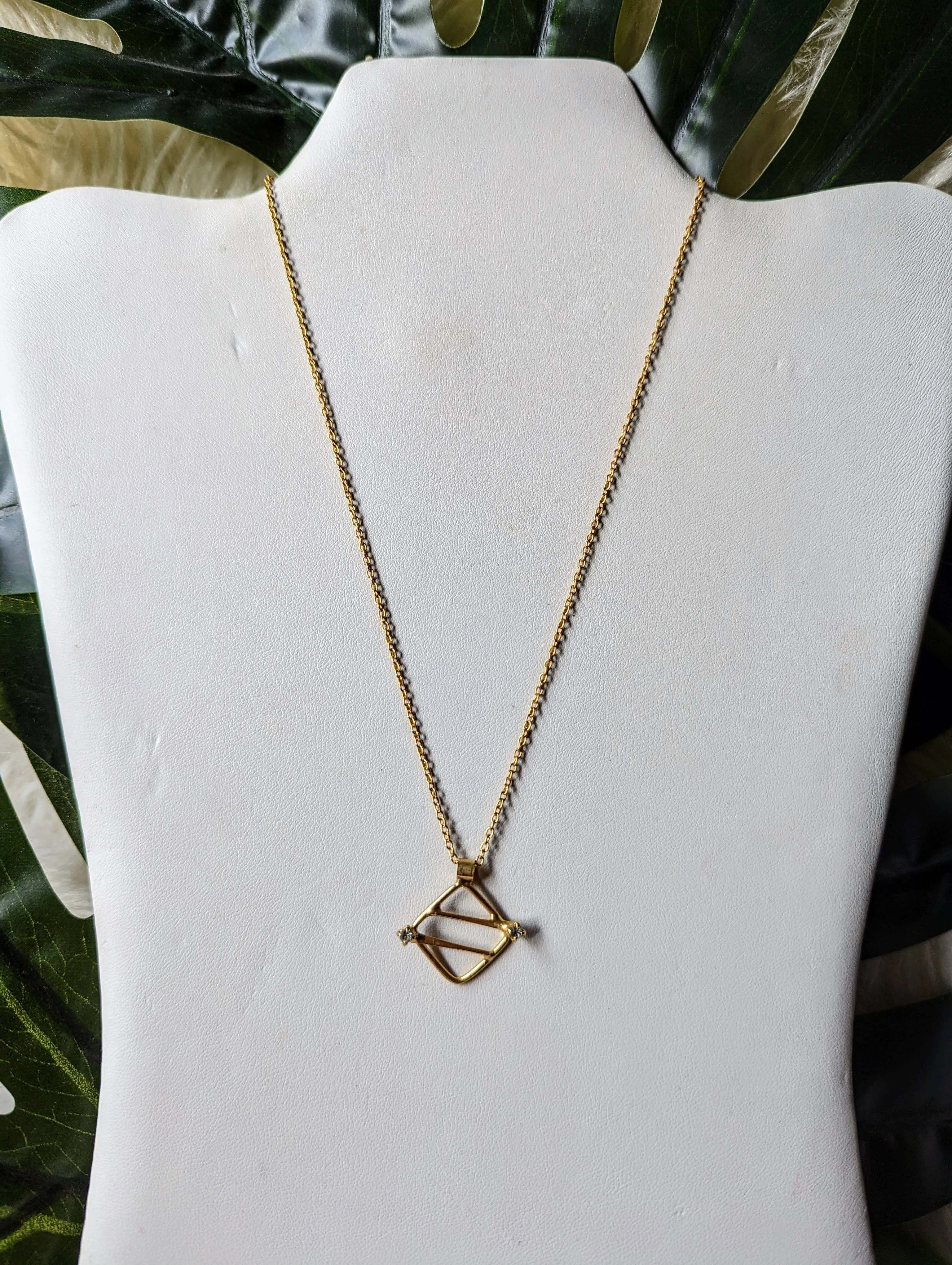 Vintage - Gold Square Diamond Necklace