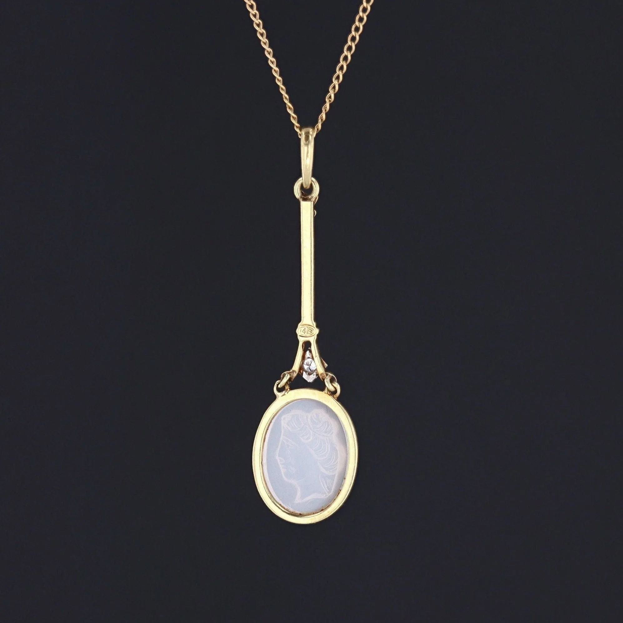 Vintage Moonstone Cameo Pendant of 14k Gold