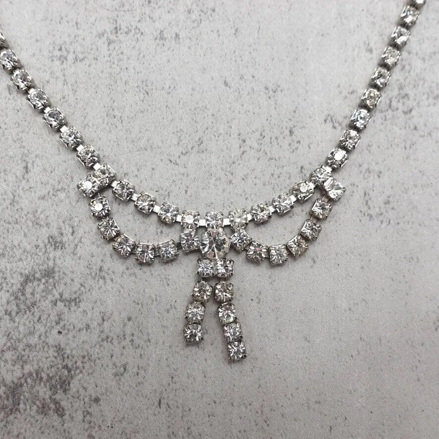Vintage - Silver Tone Rhinestone Bow Necklace