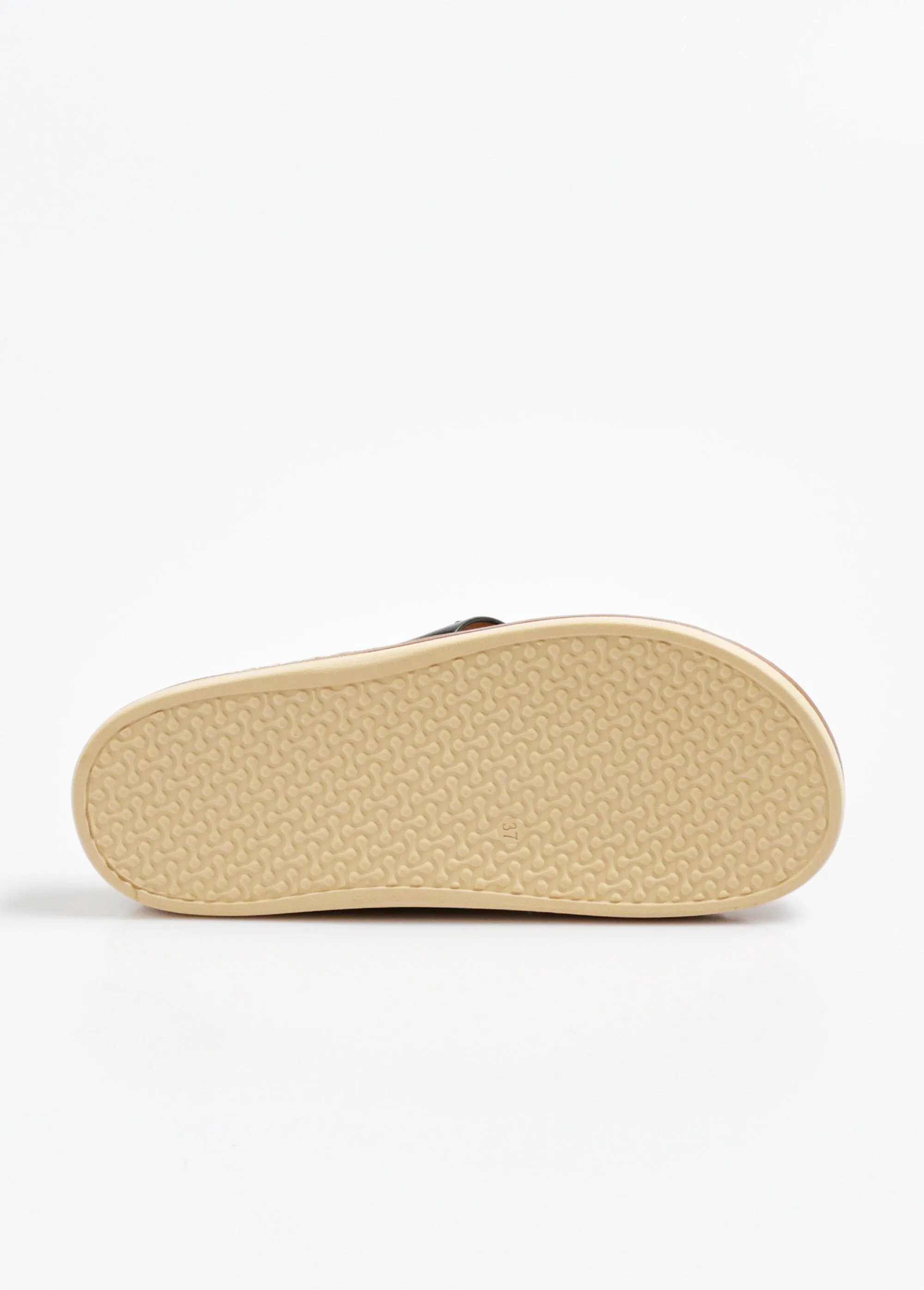Wedge mules with straps and rings