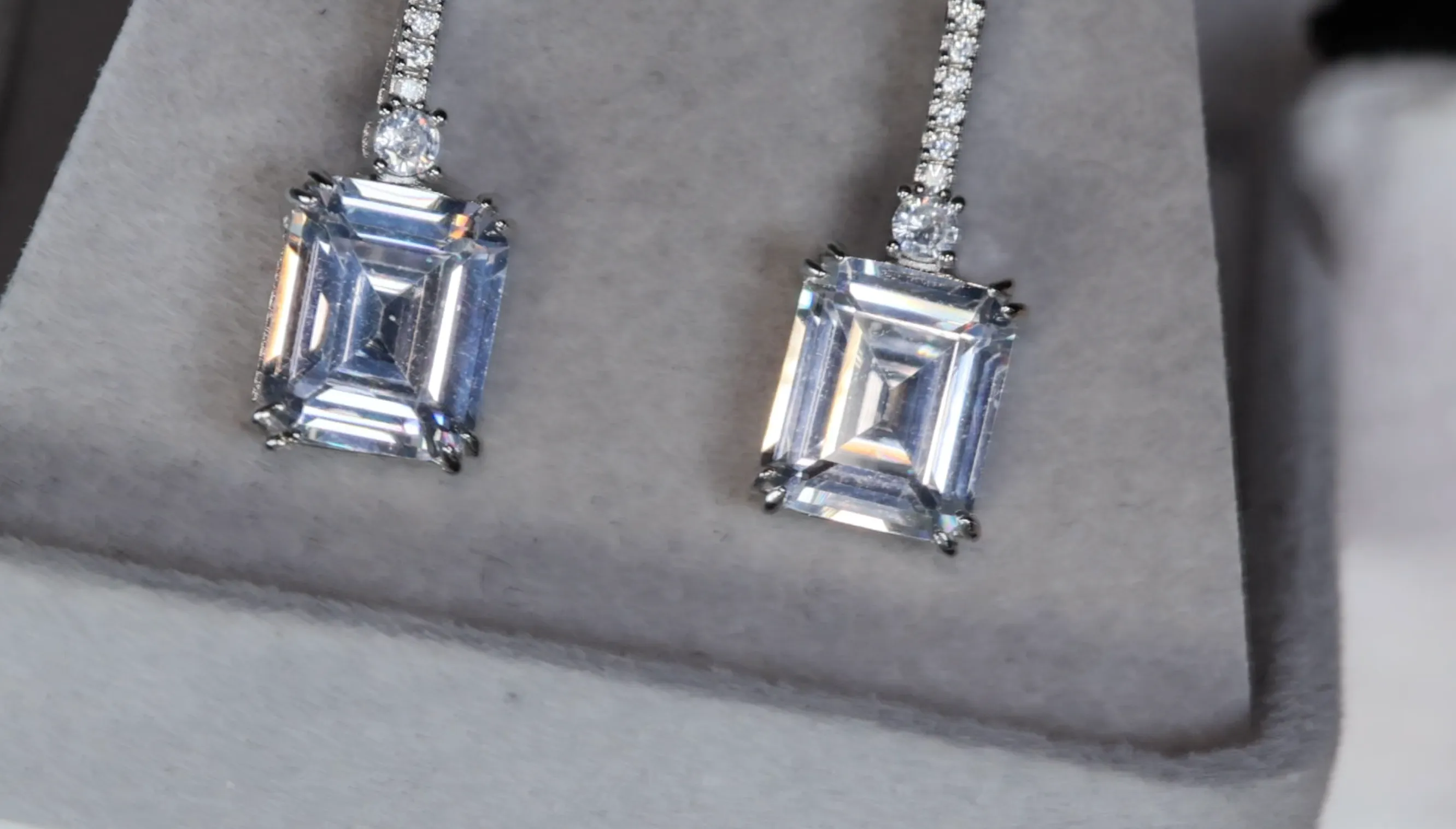 Womens Emerald Cut Diamond Earrings | Womens Diamond Earrings