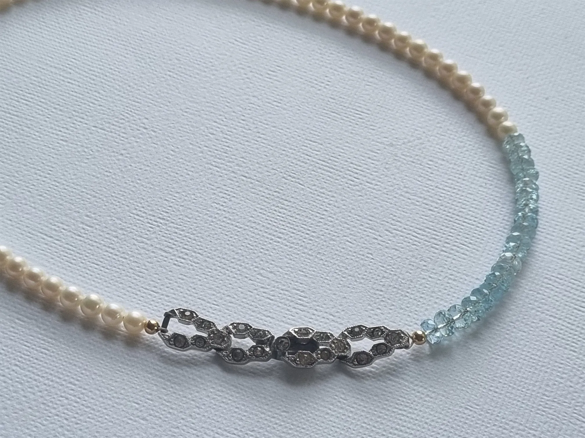 wonder of wonders | Art Deco rhinestone clasp pearl necklace